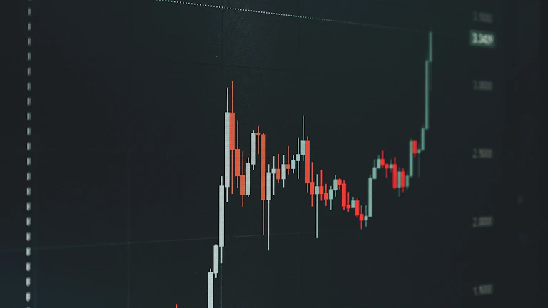 혼란스러운 표정의 트레이더