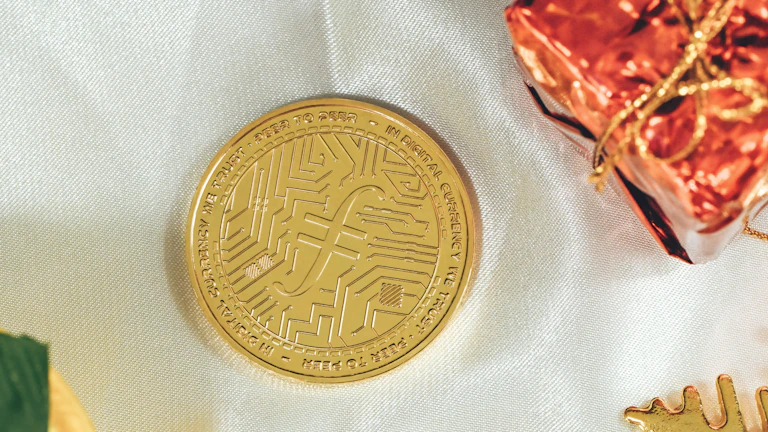 이자와 공정성을 상징하는 금화와 저울