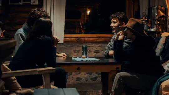 소셜 트레이딩 커뮤니티 활용, 인베스팅닷컴과 트레이딩뷰 토론방의 옥석 가리기 실전 가이드 시장 분석 및 전략 25