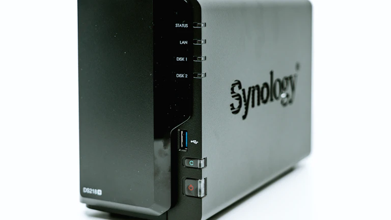 VPS 서버의 CPU, RAM, 저장 공간 정보