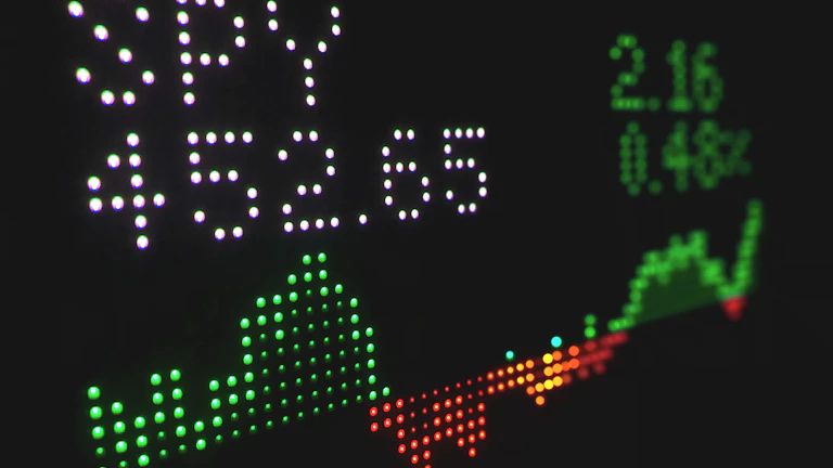 공포 지수(VIX), 30을 넘을 때 패닉 셀링 대신 분할 매수로 대응해야 하는 역사적 통계와 실전 전략 시장 분석 및 전략 7