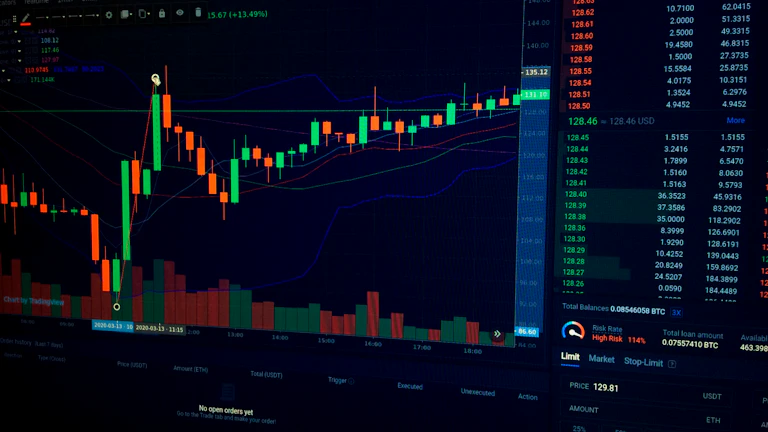 차트를 분석하는 트레이더