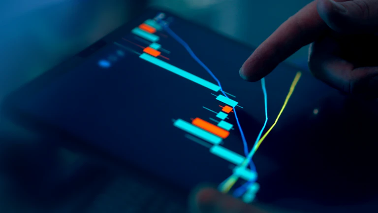 금융 리스크 관리와 헷징 전략의 시각화