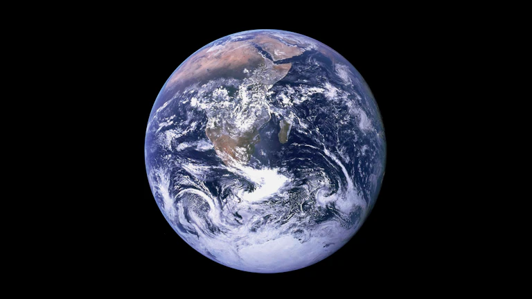 금 가격 차트가 겹쳐진 세계 지도 이미지